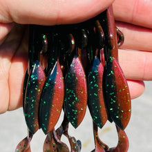Load image into Gallery viewer, Red Shad Green Flake
